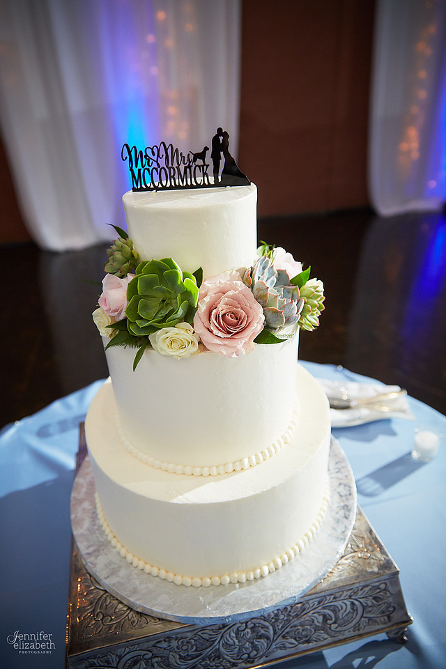 Brooke & Kevin: Landerhaven Wedding in Cleveland