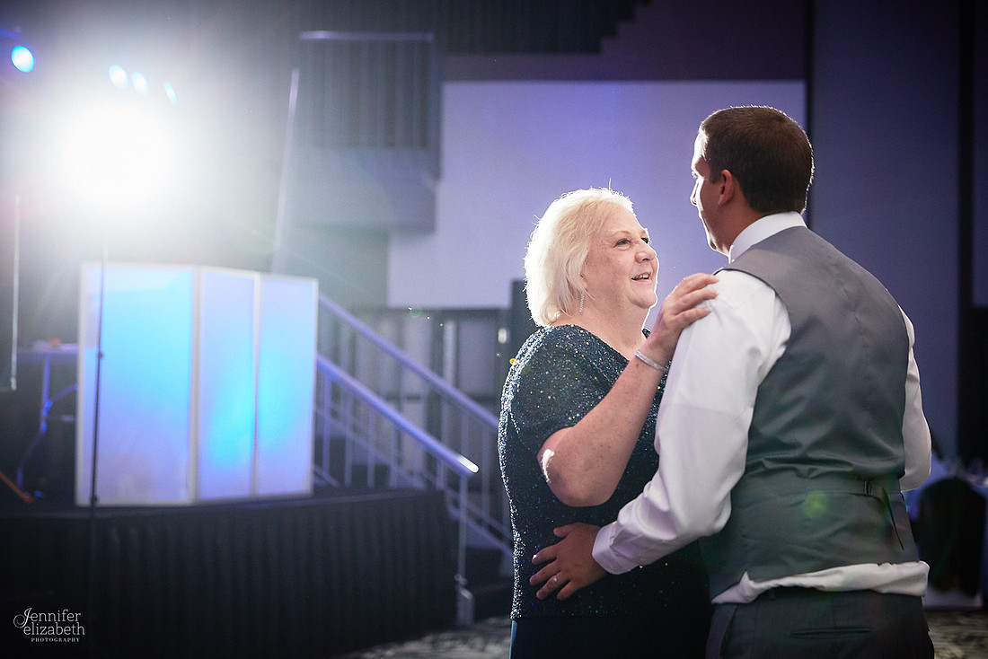 Brooke & Kevin: Landerhaven Wedding in Cleveland