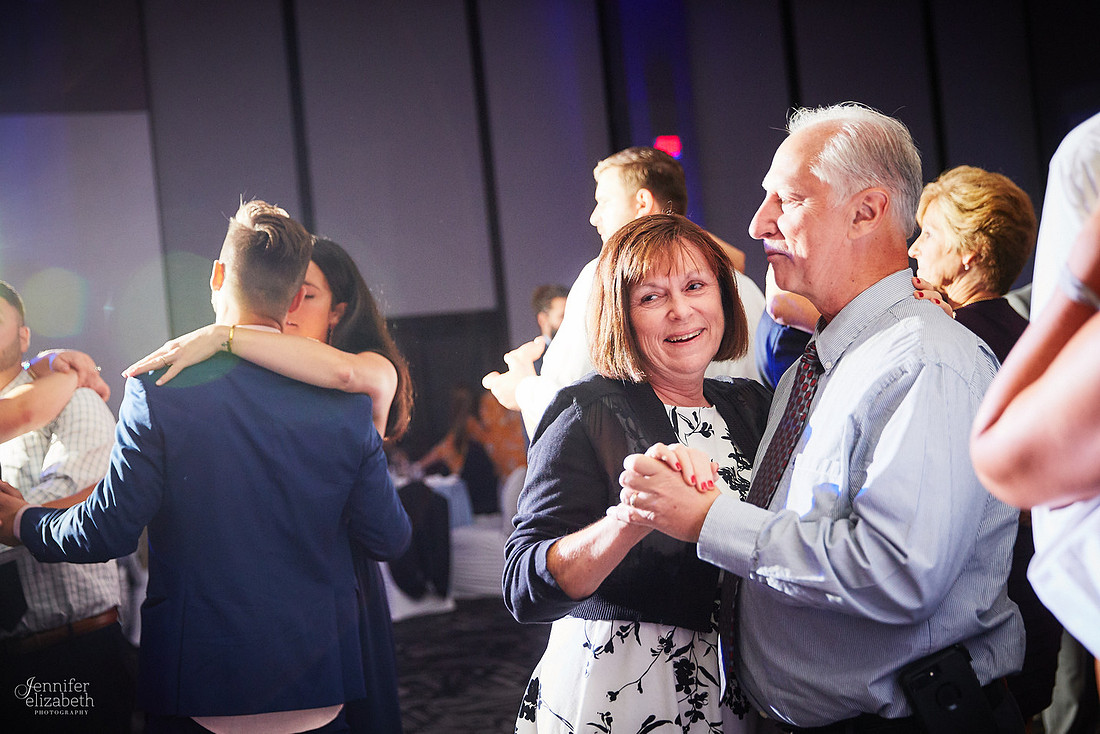 Brooke & Kevin: Landerhaven Wedding in Cleveland