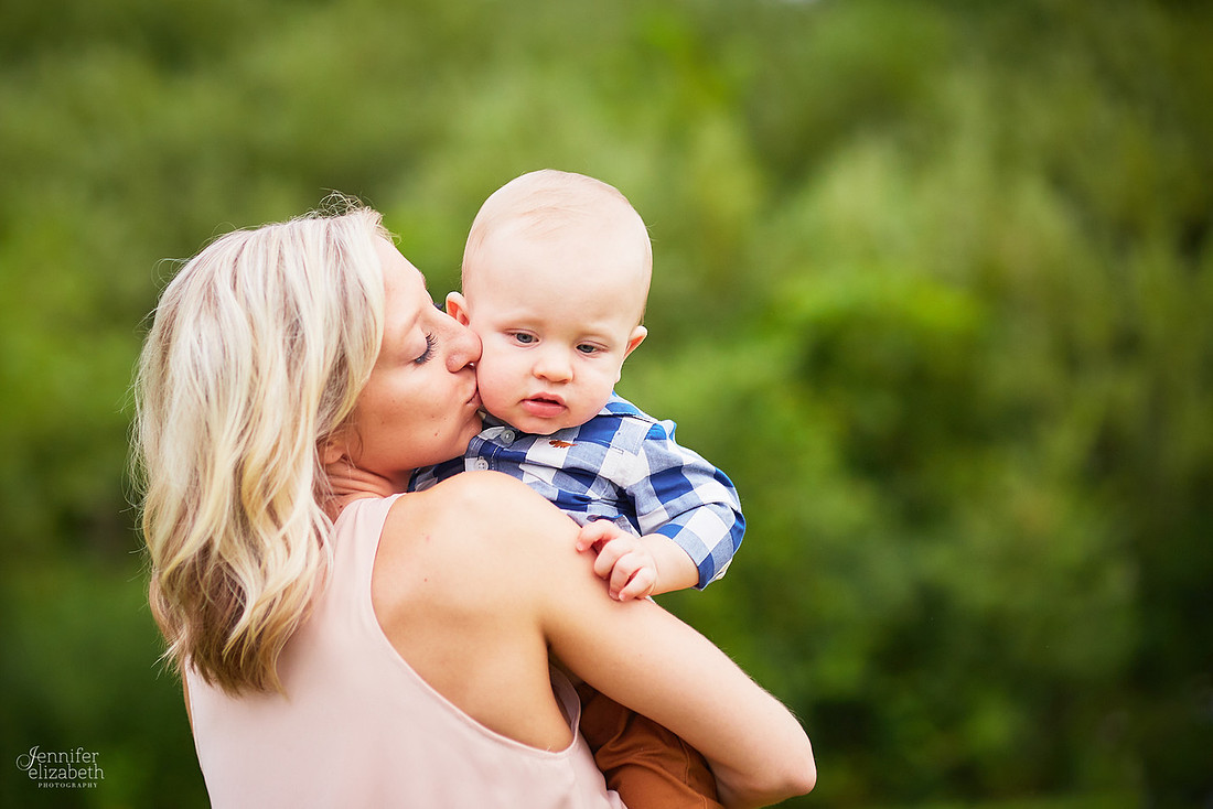 The S Family: Portrait Session at Indigo Lake Station in Peninsula, Ohio