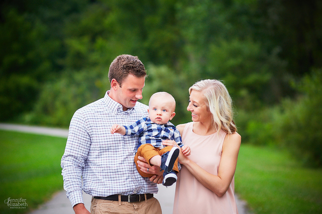 The S Family: Portrait Session at Indigo Lake Station in Peninsula, Ohio