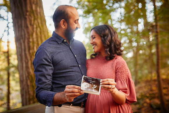 Neeha: Maternity Portrait Session at Henry Church Rock near Bentleyville
