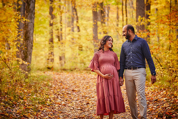 Neeha: Maternity Portrait Session at Henry Church Rock near Bentleyville