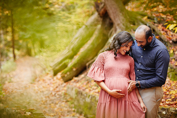 Neeha: Maternity Portrait Session at Henry Church Rock near Bentleyville
