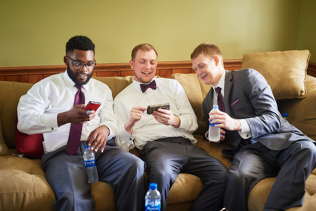 Hannah & Ryan: Backyard Wedding in North Canton