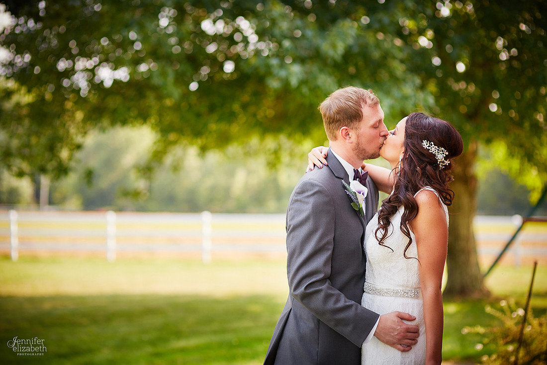 Hannah & Ryan: Backyard Wedding in North Canton