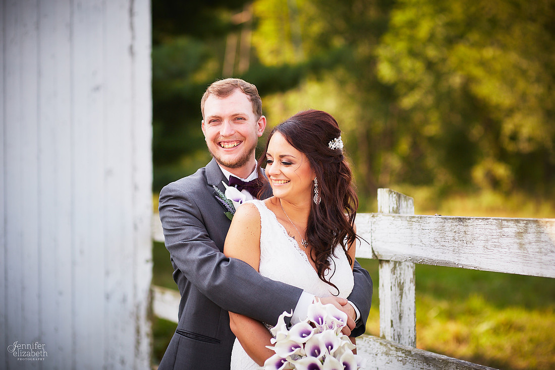 Hannah & Ryan: Backyard Wedding in North Canton