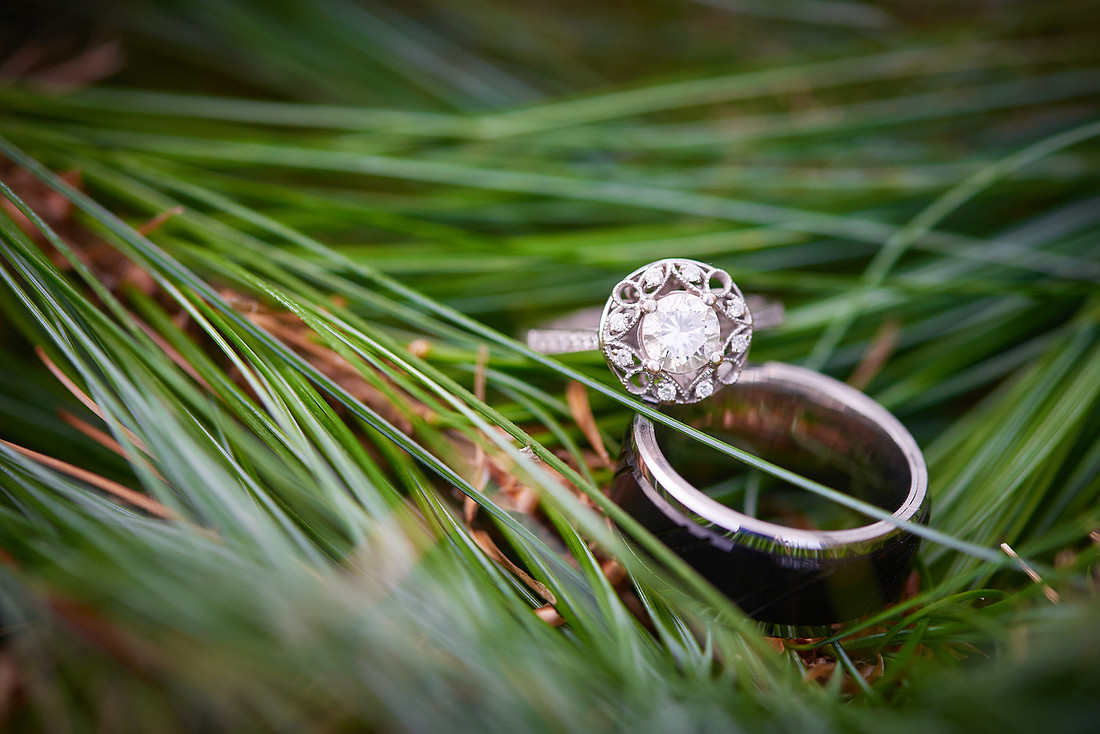 Hannah & Ryan: Backyard Wedding in North Canton