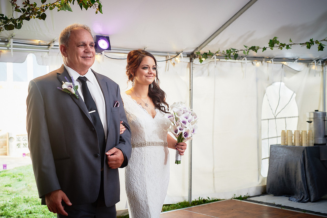 Hannah & Ryan: Backyard Wedding in North Canton