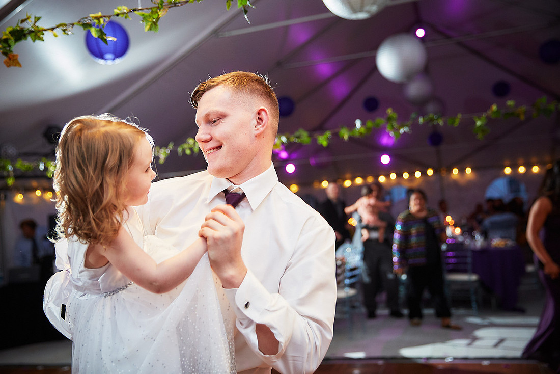 Hannah & Ryan: Backyard Wedding in North Canton