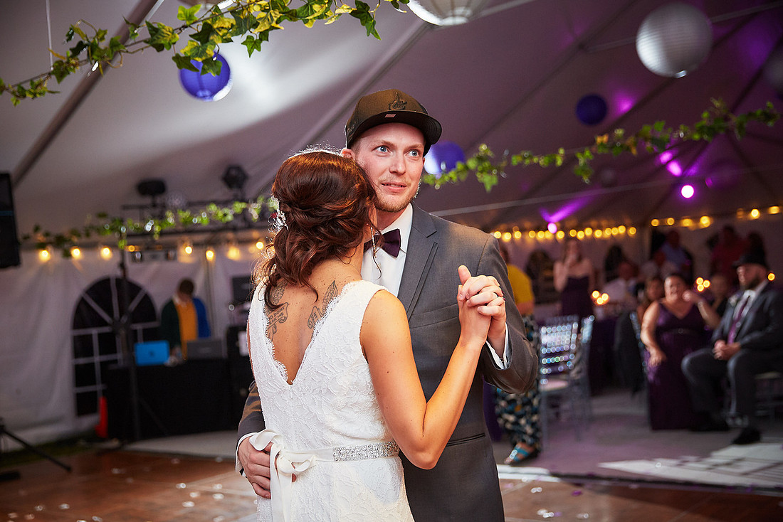 Hannah & Ryan: Backyard Wedding in North Canton