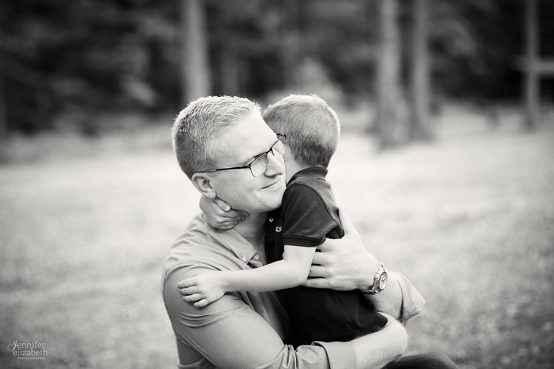 The L Family: Portrait Session at Squaw Rock