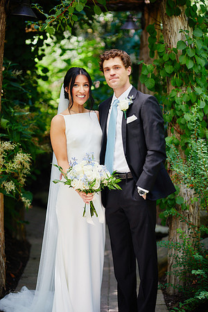 Jessica & Tim: Wedding at Orchid House Winery in Aurora, Ohio