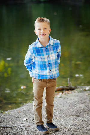 The S Family: Portrait Session at Coe Lake in Berea