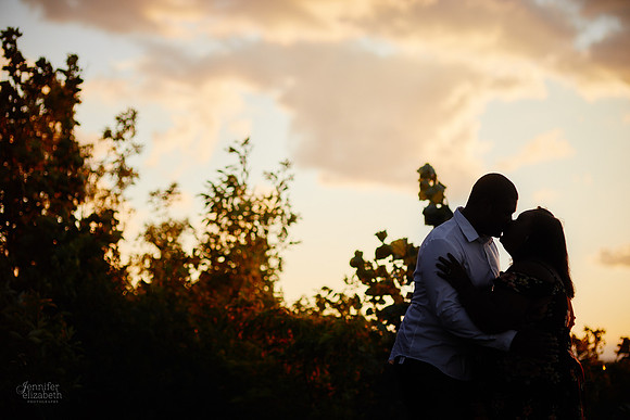 Tyler & Cameron: Engagement Session at Edgewater Beach Park