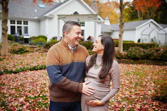 The M Family: Backyard Portrait Session in Willoughby Hills