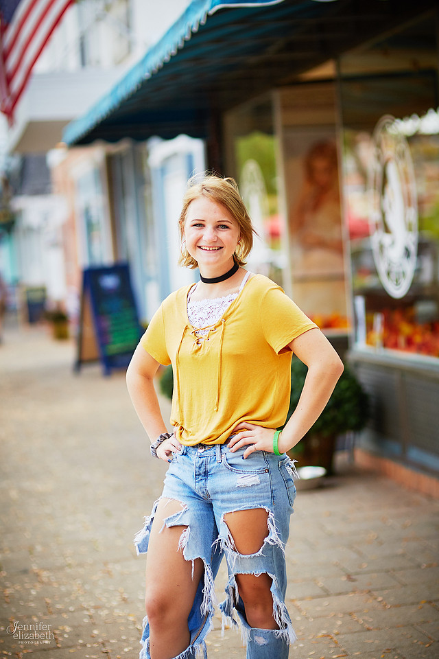 Katie: Senior Portrait Session in Old Worthington and at Nationwide Arena