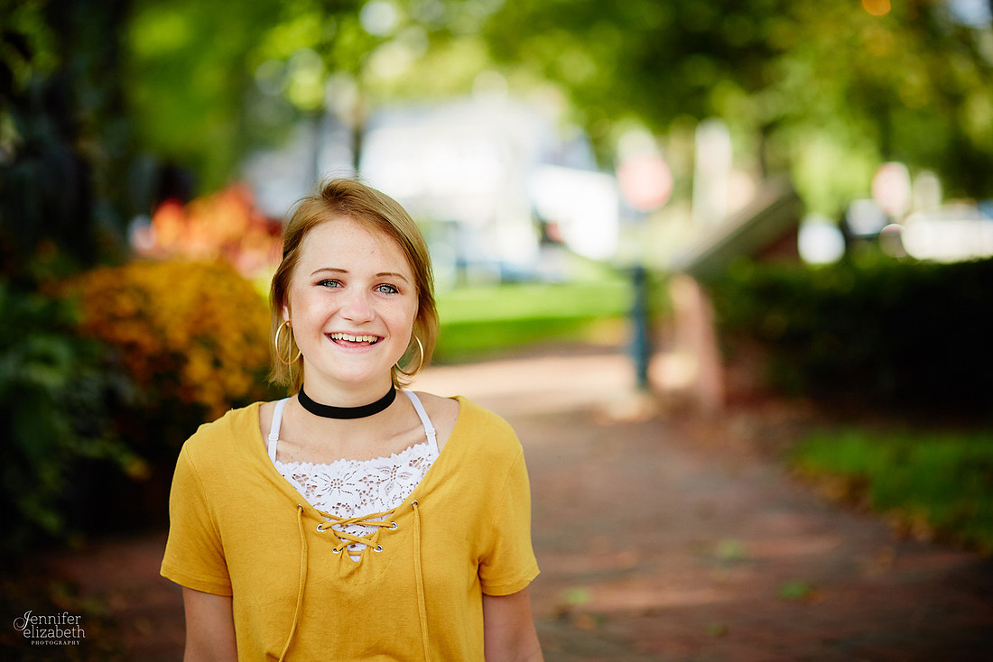 Katie: Senior Portrait Session in Old Worthington and at Nationwide Arena