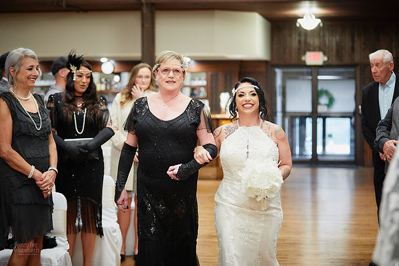 Joanie & Tommy: Wedding at Springvale Golf Course & Ballroom in North Olmsted