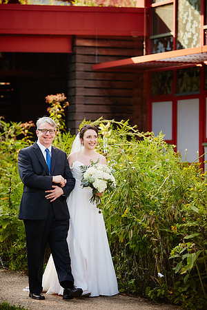 Maddie & Evan: Wedding at the Grange Insurance Audubon Center in Columbus