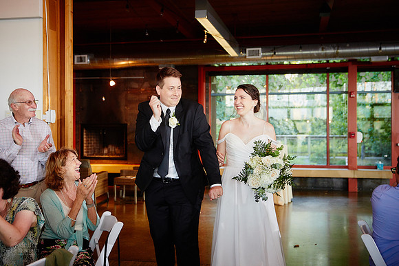 Maddie & Evan: Wedding at the Grange Insurance Audubon Center in Columbus