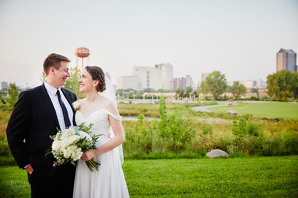 Maddie & Evan: Wedding at the Grange Insurance Audubon Center in Columbus