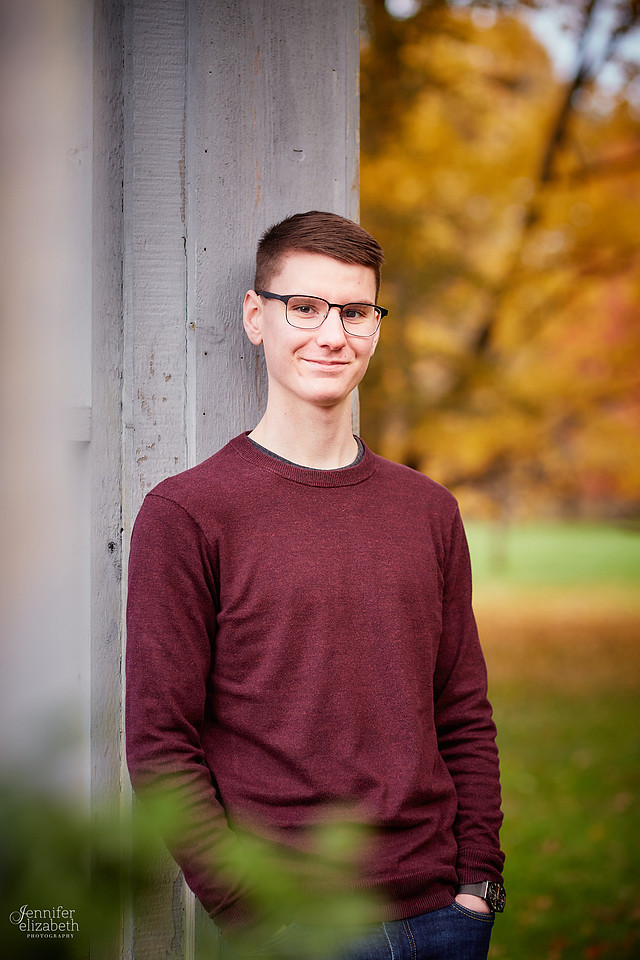 Paul: Senior Portrait Session at Inniswood Metro Gardens
