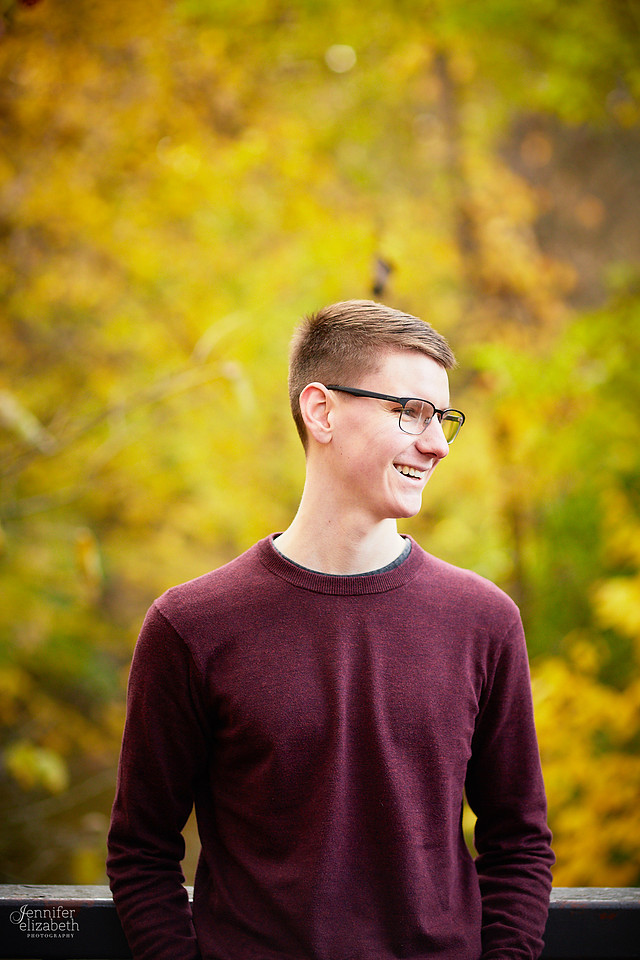 Paul: Senior Portrait Session at Inniswood Metro Gardens