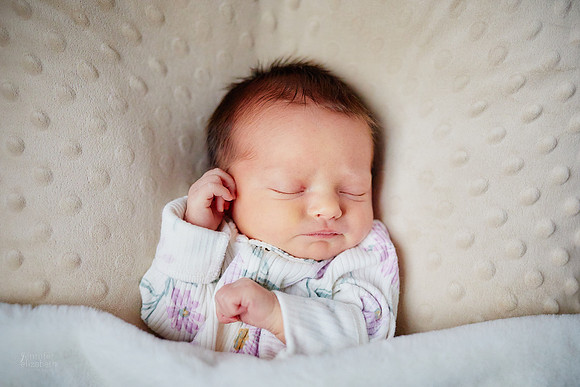 Baby Betty: Lifestyle Newborn Session in North Royalton
