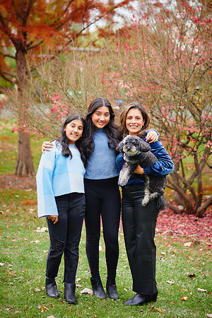 The S Family: Portrait Session at Pepper Pike Park