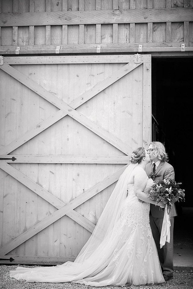 Emily & Colin: Wedding at Canopy Creek Farm in Miamisburg, Ohio