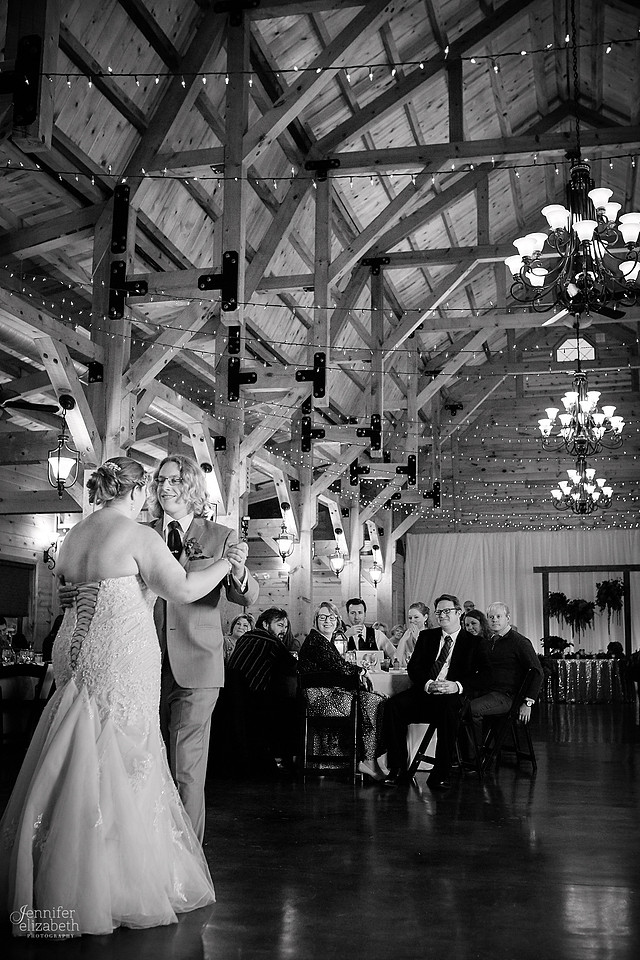 Emily & Colin: Wedding at Canopy Creek Farm in Miamisburg, Ohio