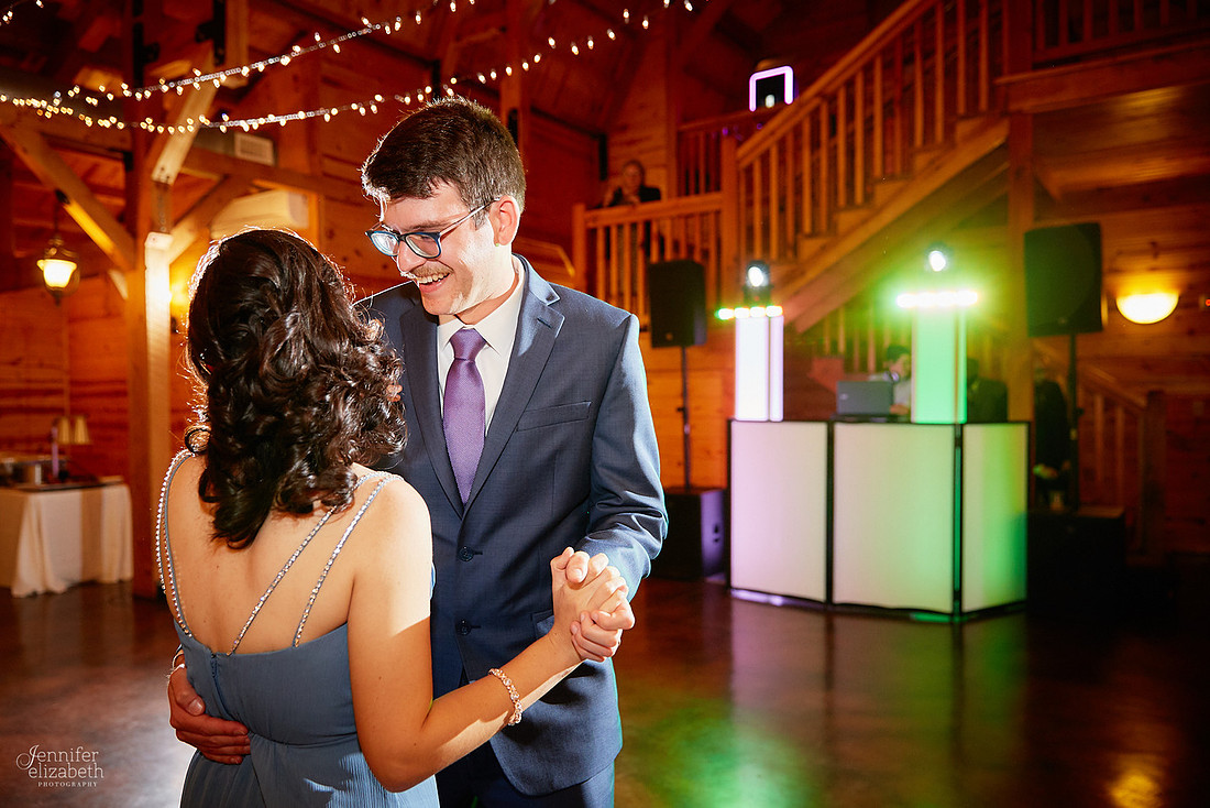 Emily & Colin: Wedding at Canopy Creek Farm in Miamisburg, Ohio