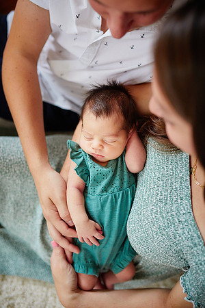 Baby Kollyns: Lifestyle At Home Newborn Session in Parma