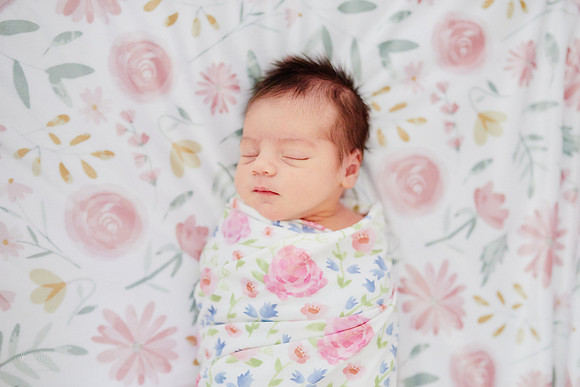 Baby Kollyns: Lifestyle At Home Newborn Session in Parma