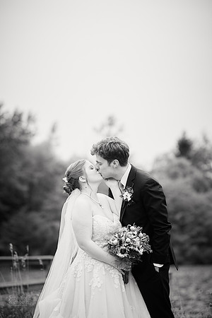 Mary Grace & Tomek: Wooster, Ohio Wedding at Mohican Gardens & Conservatory