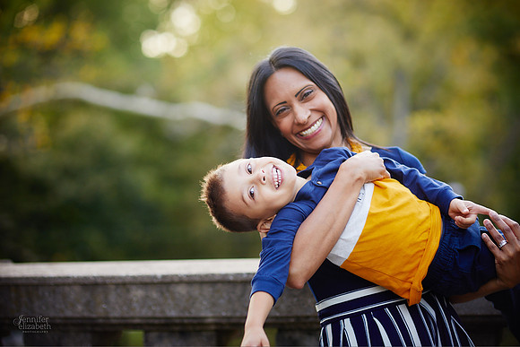 The G Family: Portrait Session at the Italian Cultural Garden in Cleveland