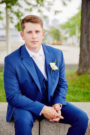 Stephanie & Tom: Wedding at Lago Custom Events at Aloft Cleveland Downtown