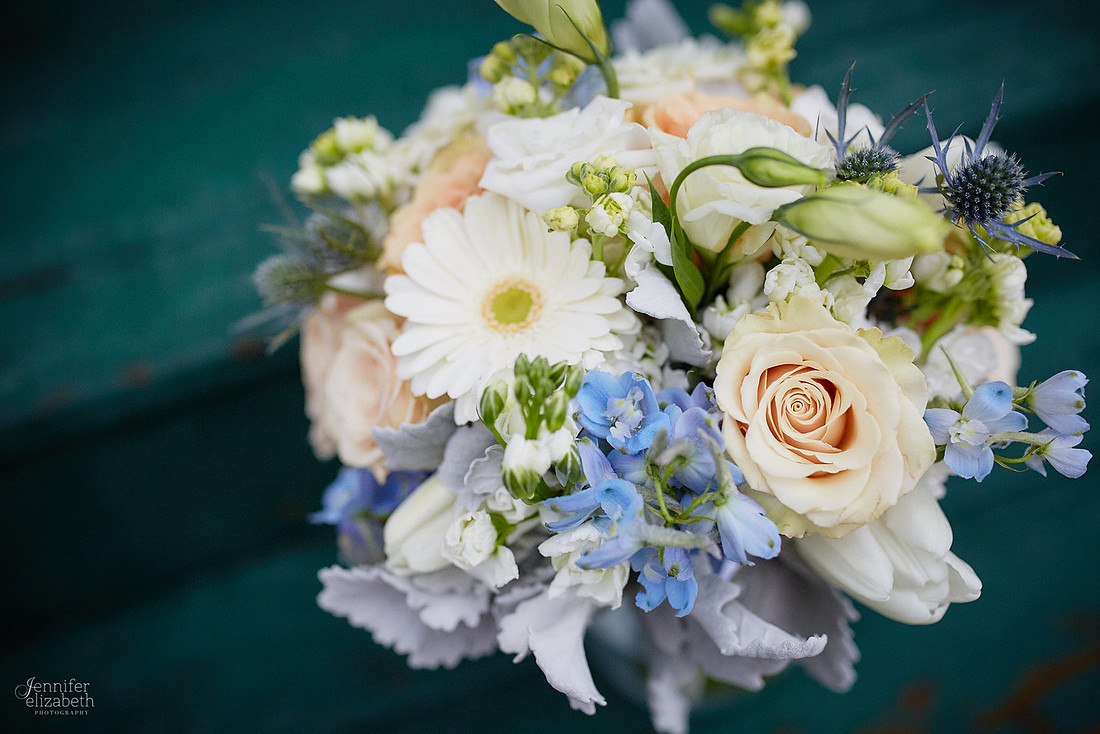 Amy & Steve: Elopement at The Lakehouse Inn at Geneva-on-the-Lake