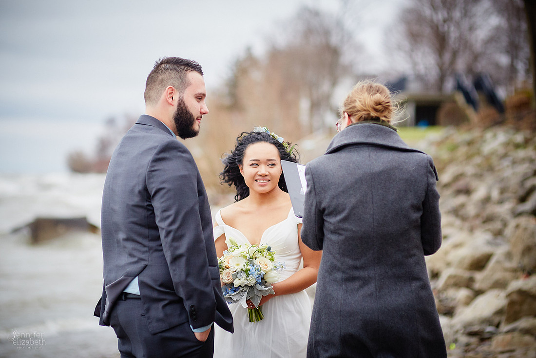 Amy & Steve: Elopement at The Lakehouse Inn at Geneva-on-the-Lake