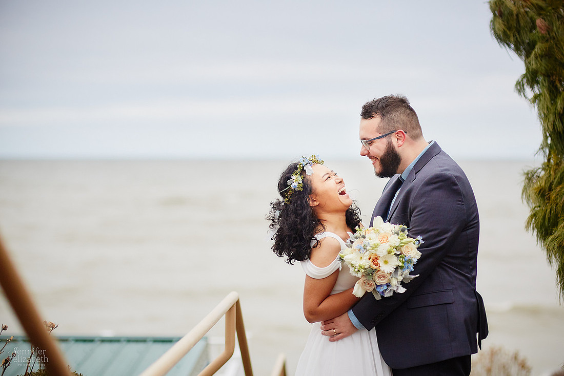 Amy & Steve: Elopement at The Lakehouse Inn at Geneva-on-the-Lake