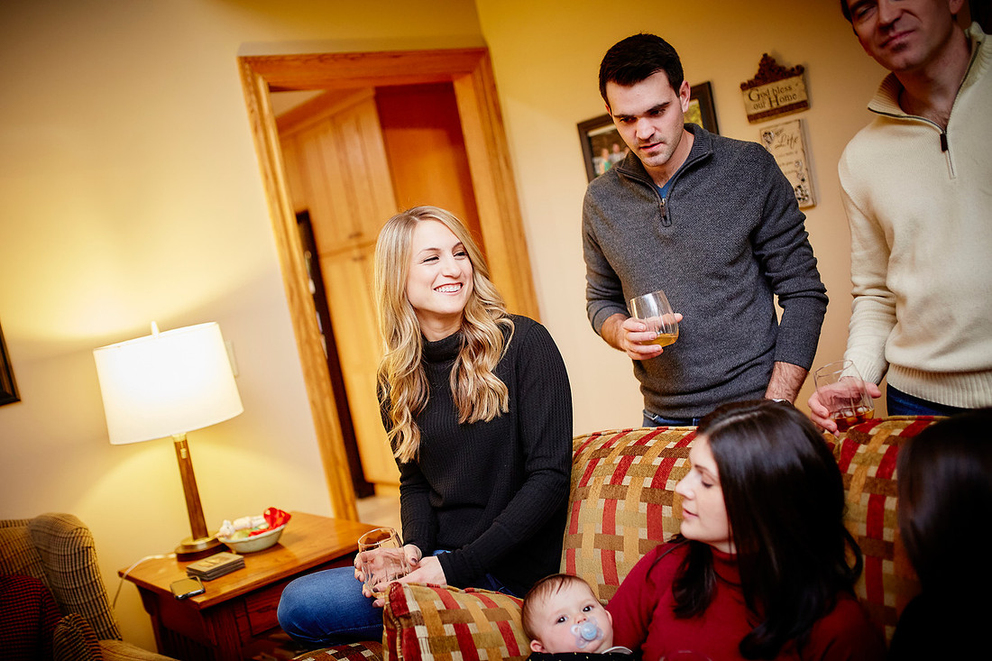 The T Family: Holiday Portrait Session in Walton Hills, Ohio