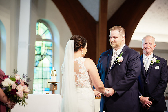 Jenna & Thomas: Wedding at Tall Oaks Event Complex in Kirtland