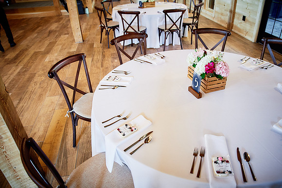 Jenna & Thomas: Wedding at Tall Oaks Event Complex in Kirtland