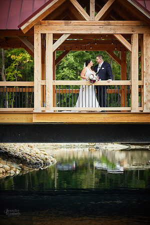 Jenna & Thomas: Wedding at Tall Oaks Event Complex in Kirtland