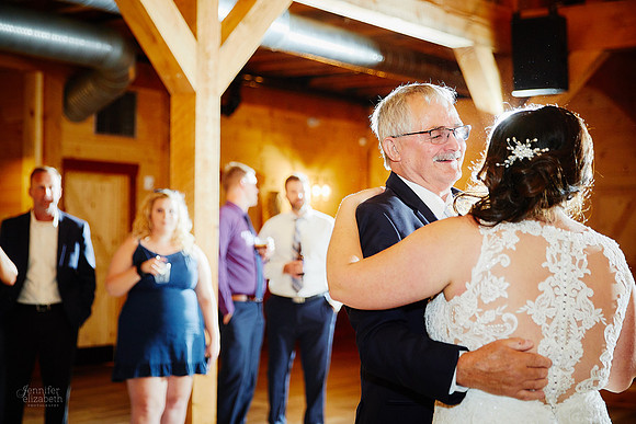 Jenna & Thomas: Wedding at Tall Oaks Event Complex in Kirtland