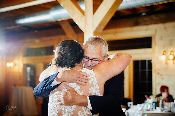 Jenna & Thomas: Wedding at Tall Oaks Event Complex in Kirtland
