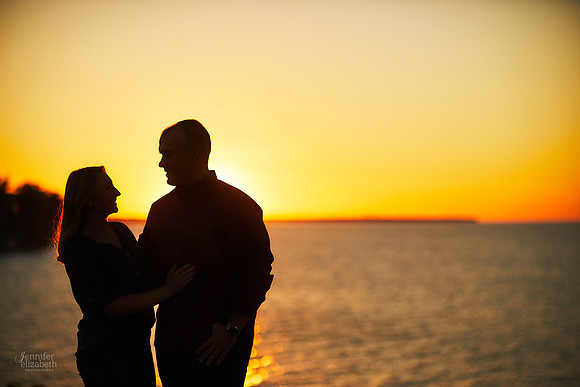 Savannah & Nick: Engagement Session at Lakewood Park