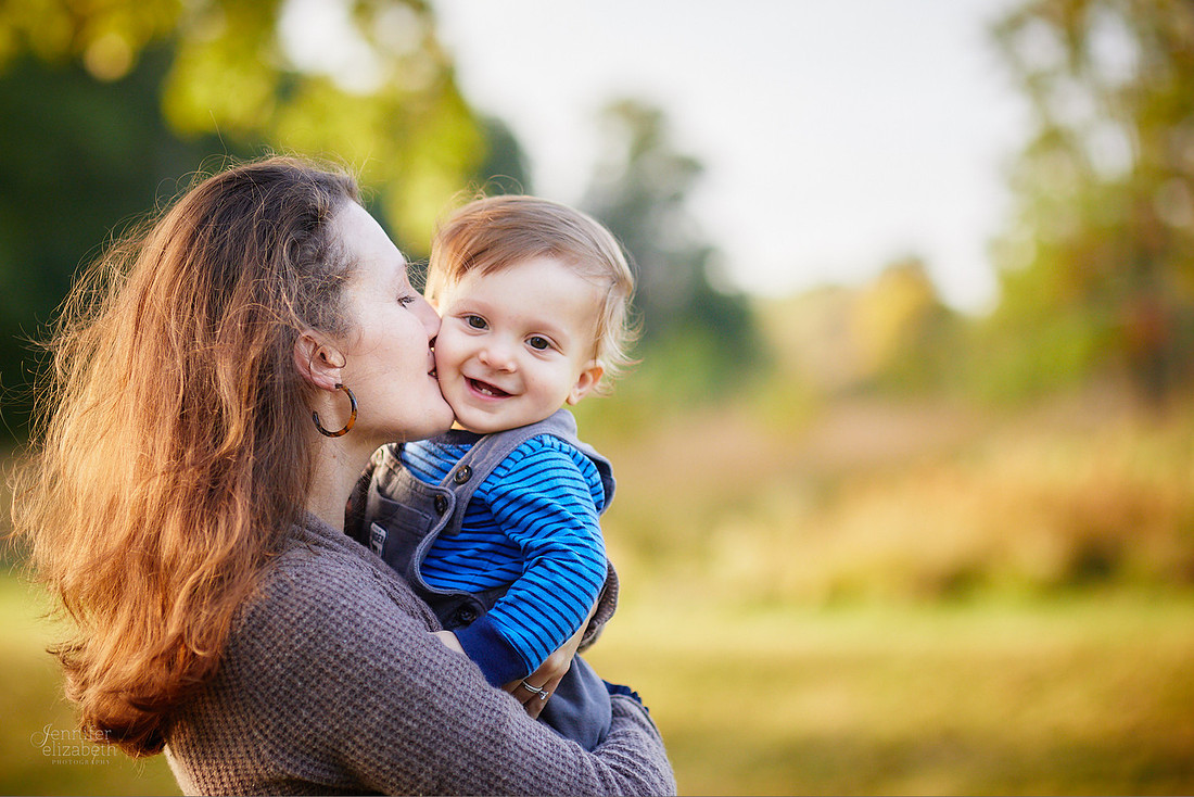 The T Family: Portrait Session at Acacia Reservation in Beachwood