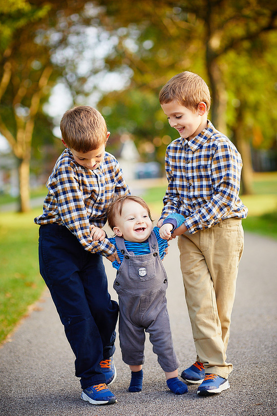 The T Family: Portrait Session at Acacia Reservation in Beachwood